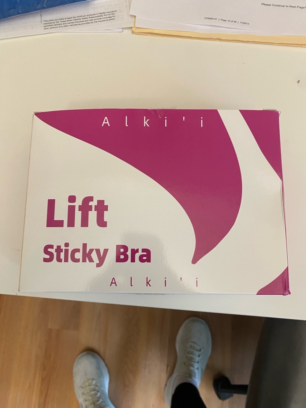 Alki'i Lift Sticky Bra - White and Magenta Box of 7
